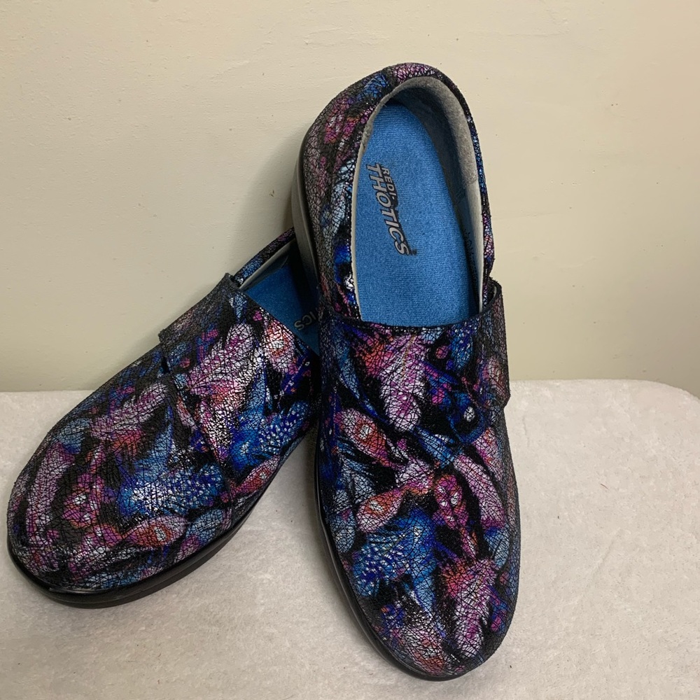 ALEGRIA Lauryn Feather Weight LAU-885 Professional Loafer